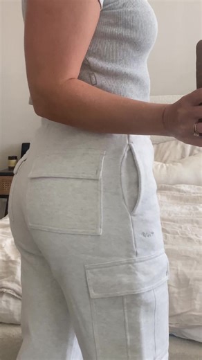 Aritzia Mega Cargo Sweatpants Review and Try-On Haul | Petite Fashion Fall Orders