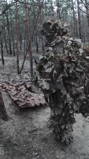 Even when you don’t feel like it, you still do it. This is the best way to grow. ⚔️ 5 Tactical Keys to Fitness Success (Military & Law Enforcement) 1️⃣ Build the Habit Like a Daily PT Formation 🪖 Train every day — no excuses, no negotiations. Short, disciplined workouts beat sporadic max-effort sessions. Consistency keeps you mission-ready. 2️⃣ Train for Performance, Not Mirrors 🎯 Strength, endurance, speed, and grip matter more than aesthetics. Every rep should improve your ability to move, c