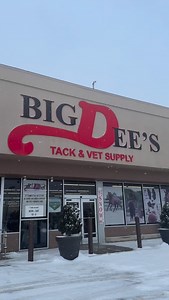 ❄️Snowy day? We’re still stocked. Winter gear for you and your horse at Big Dee’s. Come shop with us in-store or online today at www.bigdweb.com | Big Dee's Tack & Vet Supplies