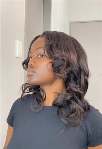 Let me know if y’all would like a step-by-step wig install tutorial 🫦 #wiginfluencer #luvmehairsouthafrica #luvmehair #meltedlace #wigtutorial @ISEEHAIR @Luvmehair @luvme hairs South Africa