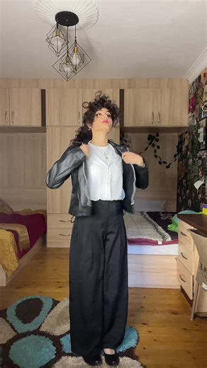 Stylish Outfit Showcase: Aura Pants and Jacket