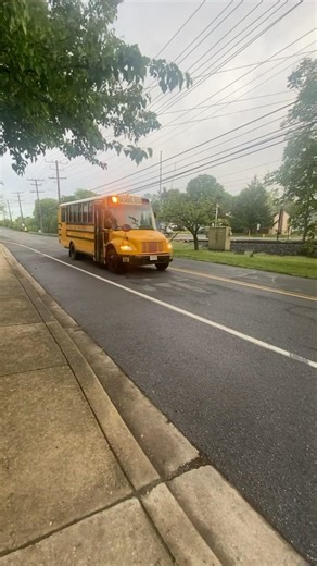 Bus 878 Arriving at my Stop
