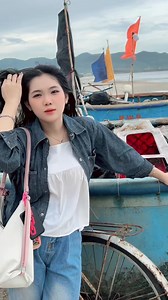 92K views · 3.8K reactions | Chú có hp khi thấy em cười hông https://www.youtube.com/channel/UC4-s1u9Ygmm4k2nzIY8le2Q | Dương Ái Vy | Facebook