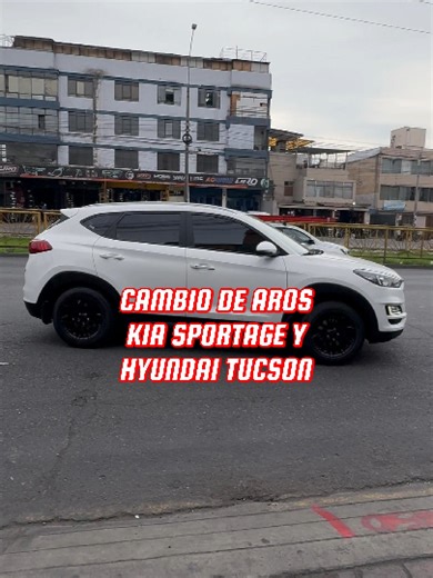 🔥AROS NEGROS VS AROS BITONO EN UNA TUCSON - SPORTAGE🔥 - AROS R17: Medidas: 17 x 7.0 pulgadas 5 pernos | PCD 100 114.3 | Color: BLACK Y BLACK MACHINE FACE Set de 4 aros INCLUYE: ✅Enllante ✅Balanceo de 4 ruedas (plomos incluidos). ✅Llenado de Nitrogeno. ✅Logo personalizado de tu Marca. ✅Tuercas y pitones (NUEVOS). 🔥Los mejores aros del Perú. 🔥Aros deportivos y OFF ROAD. 🔥Gran variedad de tamaños y marcas. 🔥Calidad garantizada. 🔥Envíos a nivel nacional. 💥COMPATIBLE CON: -Toyota Corolla. -Ki