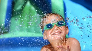 Here's your chance to win a 1 week holiday for up to 6 people with Bunn Leisure, the award winning, low cost family holiday experts >> wave105.com/bunnleisure | Greatest Hits Radio South Coast