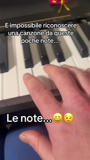 Questa canzone e' impossibile da NON riconoscere!!! #piano #challenge #shorts #indovinalacanzone