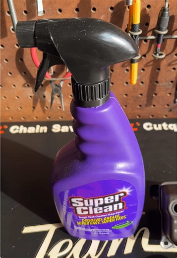 Every Detail Matters When Building A Saw, & Clean Parts Is One Of The Most Important Details Of A Saw Build! 🧼 @Super Clean #stihl #ms201tc #chainsaw #repair #restoration