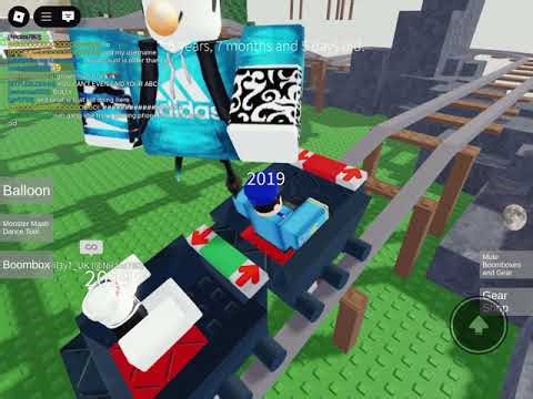 Police chasing people in flex your account age [Roblox]