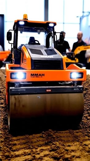 WOW! Ultra Realistic RC Soil Compactor HAMM H 20i | Mini Construction Toy Exhibition
