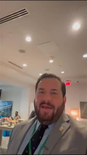 What an incredible experience at the ACP Florida Chapter Annual Meeting. This year’s program brought outstanding lectures and discussions — from continuous glucose monitoring, liver disease, vaccines, and advocacy, to the importance of staying engaged in our professional community. The learning, energy, and exchange of ideas were exceptional. A special thank you to our amazing staff, especially Dawn, who continues to coordinate an exceptional meeting year after year. And to our chapter leadershi