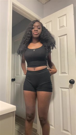 hip dips so ugly . #hipdips