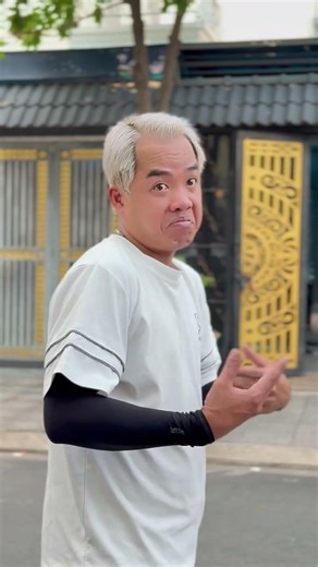 Struggle Mode | MUSCLE MAN | #namphuong #muscleman #funny #shorts #hero #kindness