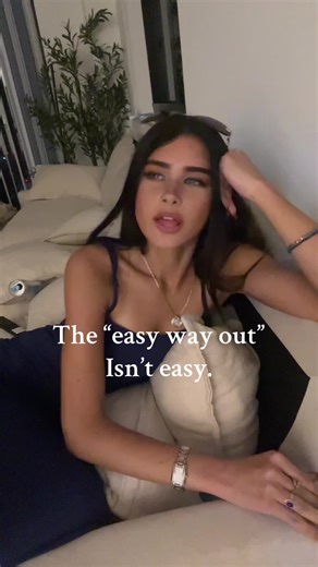 Alorah Ziva (@zahloria)’s video of the way out