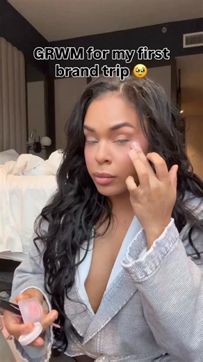 Maddie Macho on Instagram: "GRWM for my first brand trip. I sat on the hotel bed doing my makeup and pulled out the palette, lip liner, highlighter, setting spray, and hair extensions from the beauty stores I found on SHEIN. I wanted something soft and glowy for the day, so I used the palette for a warm eye and the lip liner to shape everything before running out the door. Stay tuned for the trendiest by searching and following Chic Beauty Brands Collection Store Marketplace, Misslyn Flagship St