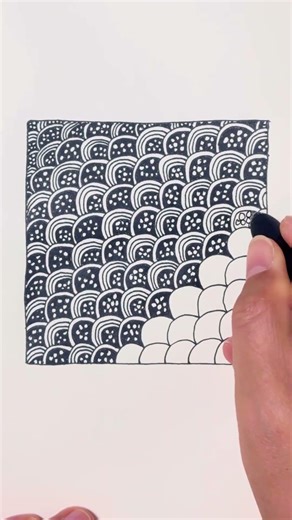 Zentangle art of roof tiles 🧱 #dailyart #drawing #zentanglelegend