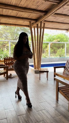 Alejandra Quiroz: Videos y Momentos Divertidos