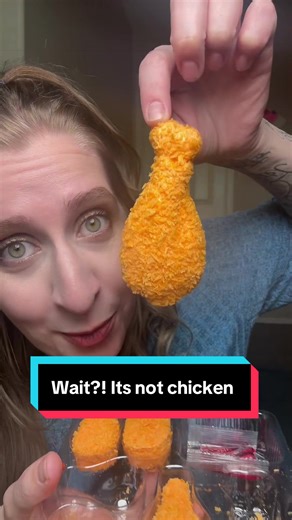 These chickens are sweet and come with strawberry dipping sauce 🔥 #marshmallowchicken #vat19