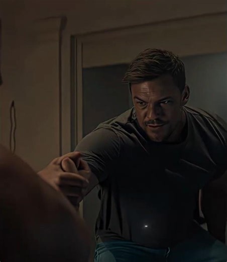 「 HAND SLIPPED 💀 」- REACHER HAND WRESTLING EDIT #SHORTS #REACHER