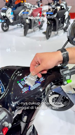 Indomobil eMotor on Instagram: "QT hadir dengan fitur NFC Smart Key System!🫢🫣 Mobilitas jadi lebih praktis, modern! Cukup tap, si QT udah bisa langsung jalan🤩 #IndomobilEmotor #IMIndomobil #QT"