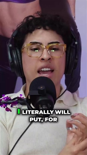 The infinite loop of iPhone alarms is a nightmare ⏰#pns #prettynotsmartpod #alarms #louie #podcastclips