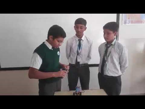 Obstacle Avoidance Bot | Quarky Robotics Project | Autonomous Robot