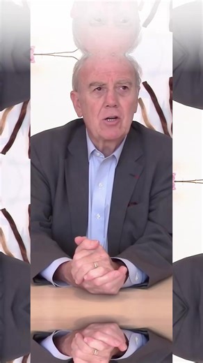 🌳 La nature et le silence nous parlent… et si on les écoutait ? Et si la quête la plus universelle de l’humanité — le bonheur — demeurait pourtant la plus insaisissable ? Que cherchons-nous vraiment lorsque nous parlons de joie, de liberté, d’amour, de plénitude ? De Nantes à Biarritz, du Canada à l’Inde, plus de 1 500 voix s’élèvent dans ce film, chacune dévoilant un fragment de vérité, une étincelle de sens. Est-ce un état intérieur, une discipline, une grâce qui naît dans l’instant présent ?