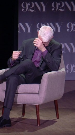 Anderson Cooper's 59 Seconds of Giggling Bliss