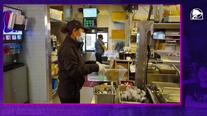 Taco Bell Is Now Hiring