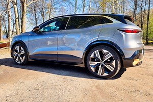Renault Megane E-Tech - tyyliä, tunnelmaa ja hintaa | Nettiauto