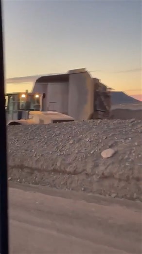 Berm surfin! | Mining Mayhem