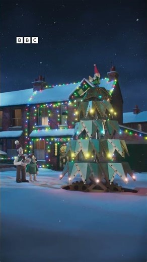 Wallace and Gromit launch their street’s Christmas tree