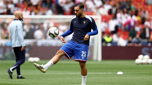 Manchester City closing in on Rayan Cherki deal from Lyon
