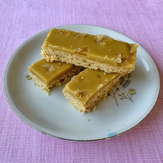 862K views · 685 reactions | Here is my yummy oaty ginger slice for all of you ginger lovers! Full recipe: https://vjcooks.com/gingercrunch/ | VJ cooks | Facebook