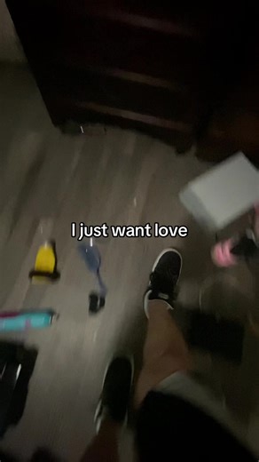 𝓭𝓽𝔁_𝓰𝓪𝓻𝓻𝓮𝓽𝓽 (@dtx_garrett)’s video of unbreakable things breaking