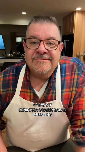 Copycat Benihana Ginger Salad Dressing! This is so delicious! Much better homemade. #CopycatRecipe #Copycat #Benihana #GingerSaladDressing #HomemadeDressing #JapaneseSalad #JapaneseDressing | The Organizer Man
