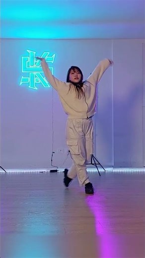 Hailey Beginner Choreography | Problem Ariana Grande ft Iggy Azalea |Sydney Kinetic Studio #dance