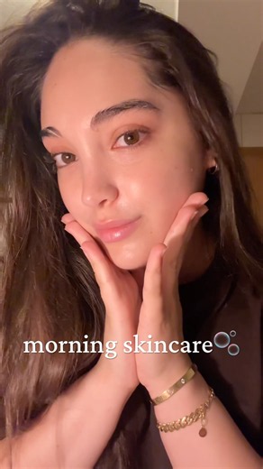 Quickest morning skincare routine🫧 #skincare #morning #routines