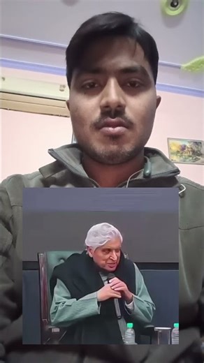 Maulana Sahab ki English check kar lo. #shortsfeed