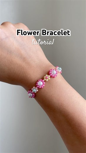 flower bracelet tutorial #beadedbracelet #tutorial #diy #preppy