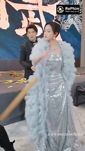 1.4M views · 22K reactions | REVIEW PHIM: (full) "Cưới được VỢ là CHỦ TỊCH tập đoàn lớn nhưng lại bị gia đình vợ XEM TH.ƯỜNG" #rongconreviewphimchienthan | Rồng Con review phim chiến thần | Facebook