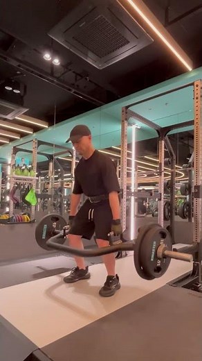 Hex Bar Deadlift