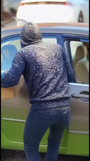 Porch Pirate Gets GLITTER BOMBED! | NeverMind