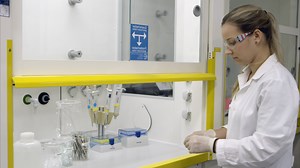 Covalent Attachment of Single Molecules for AFM-based Force Spectroscopy