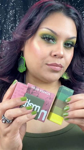 Spooky Green! 💚 ‪@meltcosmetics_official‬ #greenmakeup #makeup