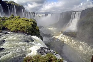 Iguazu Falls Travel Guide - Expert Picks for your Vacation