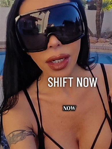 #Quantum #Shift your perspective right NOW. Whoever says three d is a delayed reaction does not understand the concept of quantum mechanics. particles exist always and change shape, depending on what you the observer is seeing in them. you are shifting your awareness in every now moment, therefore your circumstances can shift in every now moment 💯 #0qulus #fypシ゚viral #manifesting