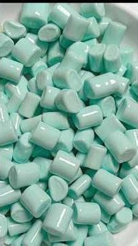 Mint Chocolate Snowflake Crisp Have you want to try this Delicious snowflakes?