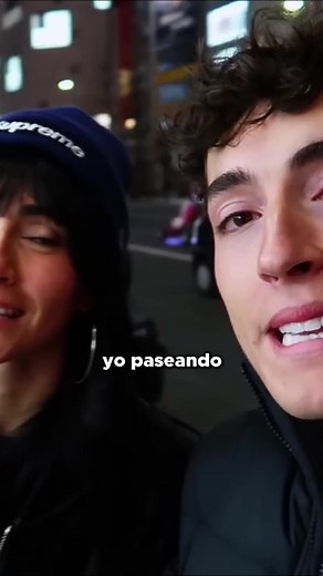 Cómo se conocieron Plex y Aitana en Japón