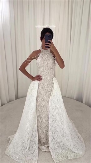 Dress Attica Exclusivamente en @elybride_cdmx Estamos ubicados: CDMX: Polanco, Arquímedes 31 Monterrey/San Pedro Garza/ Vasconcelos 2, Plaza Petit Valle Cancun: Plaza Galerías Infinity, Av. Nichupté, piso 1 book an appointment at @elybride_cdmx boutique in Polanco, Mexico #weddingdressmexico #weddingsmexico #topweddingdressesmexico #luxuryweddingdressmexico