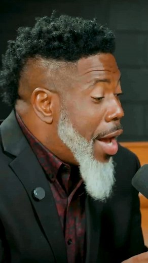 12 reactions | This book can have a powerful impact on your presentation skills! Get it on Amazon or Audible today. Platinum Presentations with Foreward by @thelesbrown | DrDelatorro McNeal II | Facebook